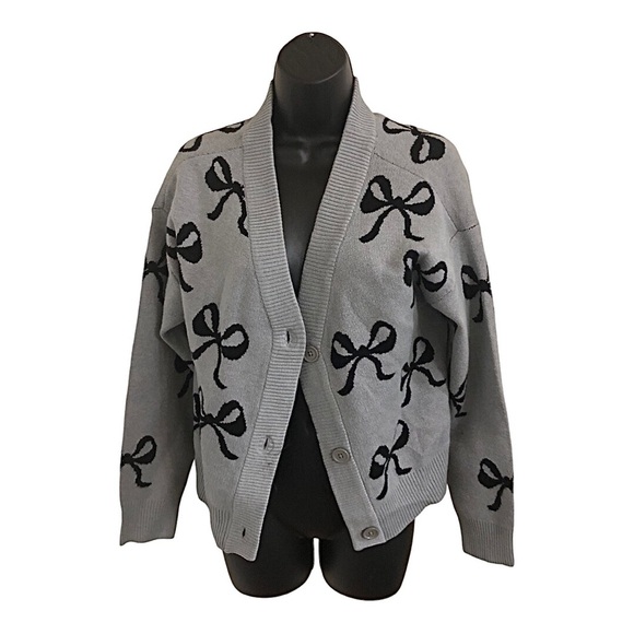 Grey black bow pattern long sleeve cardigan sweater size medium brand new - Picture 1 of 10